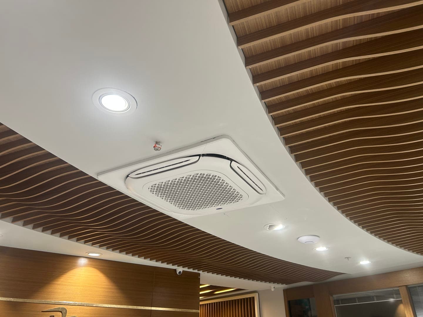 Skyline Holding Genel Merkez – Anahtar Teslim VRF Klima ve Altyapı Projesi - 3