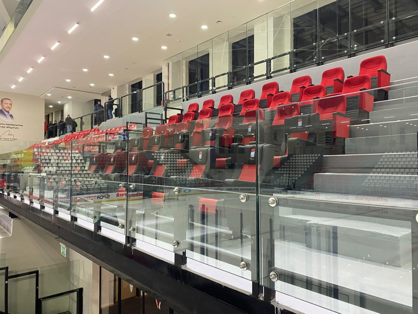 TBHF Protokol Tribünü Bölümü – VIP Oturma Alanı İyileştirme Çalışması